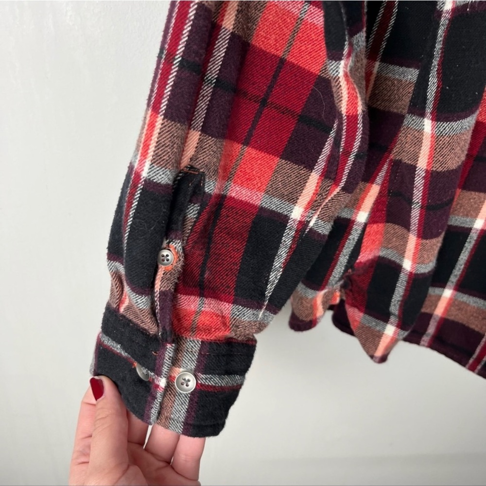 Woolrich Women’s Red & Black Plaid Flannel 100% Cotton Button Down Shirt XL - Picture 6 of 6
